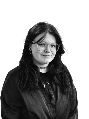 Maddie Wardle - GRAPHIC DESIGNER